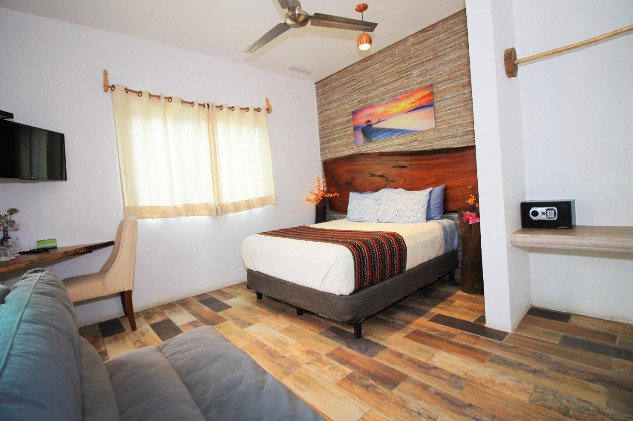 Hotel Pancho Villas Bacalar - Free Bikes And Paddles Ngoại thất bức ảnh